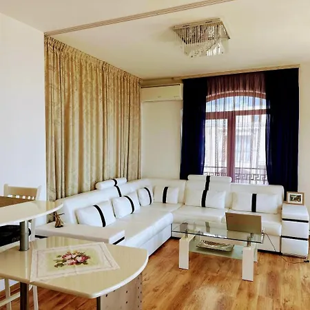 Byala Sea Panoramic View 公寓
